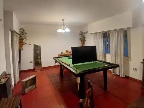 Depto Tipo Casa en Venta con 5 cocheras