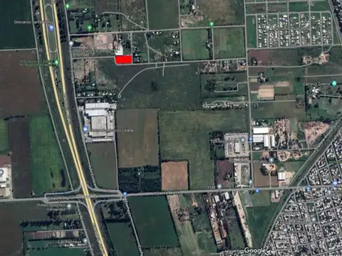 Terreno de 2.500m² con zona estratégica a pasos de la Autopista