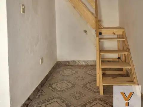 Depto Tipo Casa en Alquiler de 2 ambientes