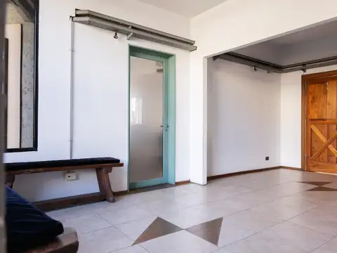 Oficina Monoambiente con 4 baños