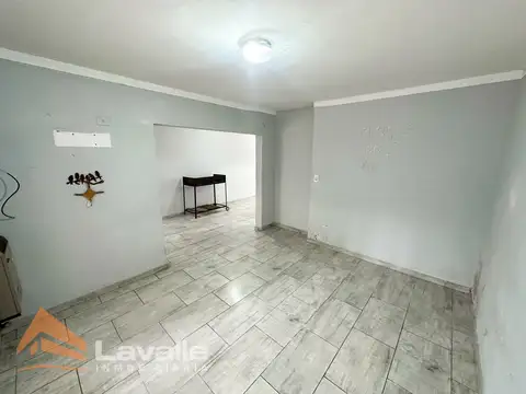 Casa en alquiler en Ezpeleta Este