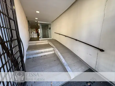 Oficina 3 ambientes con 2 baños