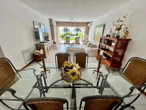 Departamento en Alquiler en Península, USD 23.000