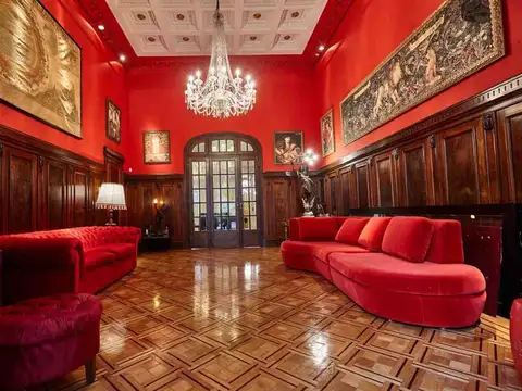 VENTA CASA 8 AMBIENTES SAN TELMO PATIO CAVA