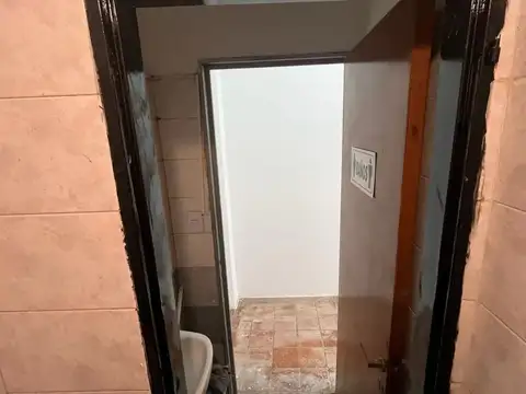 Local en Alquiler en Boedo, $ 580.000