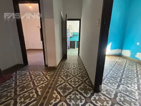 Depto Tipo Casa en Alquiler con 1 cocheras