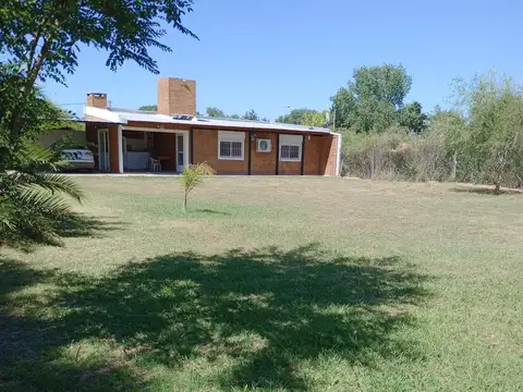 Propiedad en venta en Funes Town | Monoambiente equipado | Piscina | Terreno de 800 m²