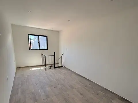 Depto Tipo Casa en Venta en Villa Primera, USD 49.900
