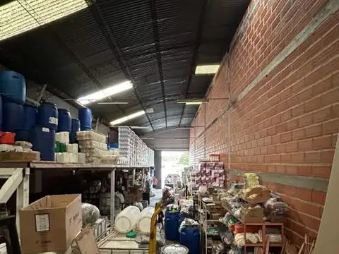 Galpon en Venta en Zona Centro, USD 220.000
