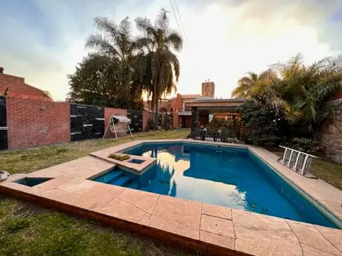 Victorino Rodriguez 1250