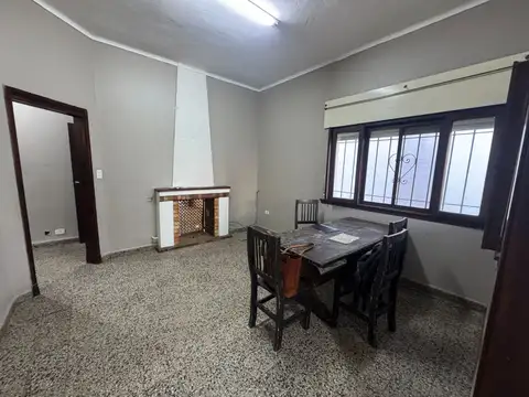 Depto Tipo Casa 4 ambientes con 2 baños