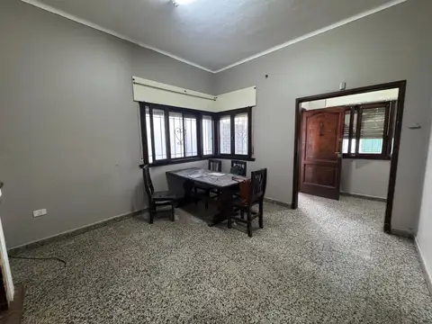 Depto Tipo Casa en Alquiler 60 años