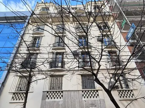 Pichincha y Av. Rivadavia