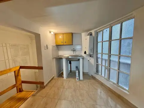 Depto Tipo Casa en Alquiler de 1 dormitorio
