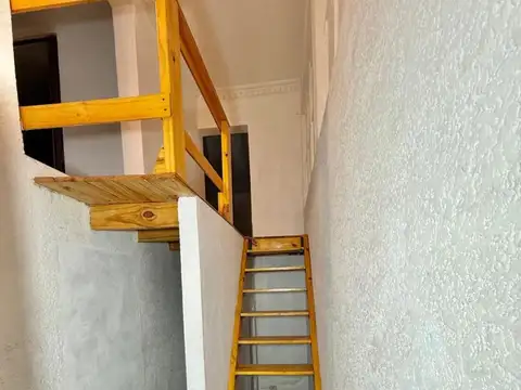 Olavarria 700, Piso 1