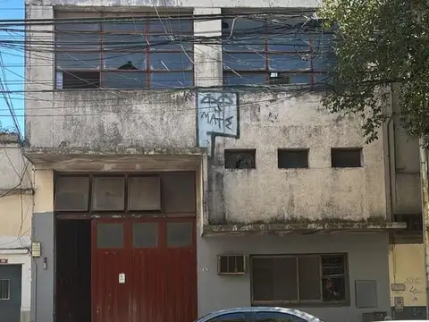 Luis Viale 100