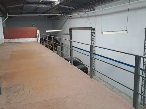 Galpon en Alquiler 50  mts Fondo