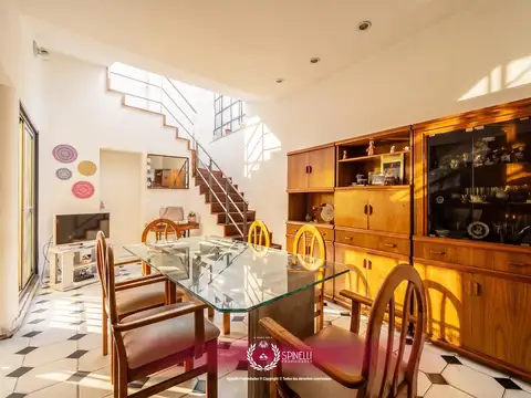 Venta ph tipo casa 4 ambientes dep 142M²   27M² patio terraza parrilla San Cristóbal entrada indep