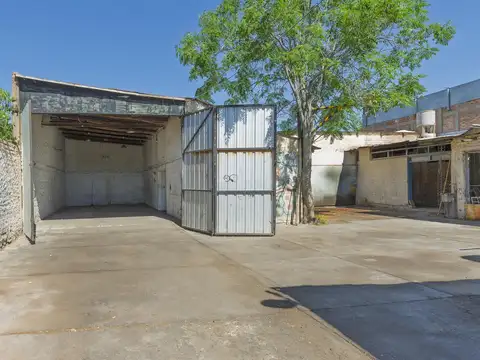 Alquiler - 2 Galpones de 106 mts. cuadrados y 72 mts cuadrados.