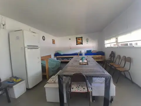 CASA 1DORMI VENTA PERMUTA V CONSTITUCION PILETA