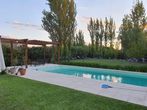 Aristobulo del Valle al 5100