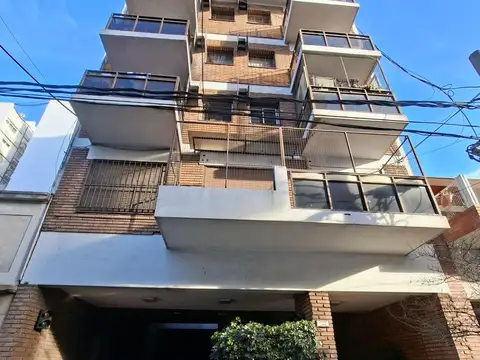 ALQUILER DE DEPARTAMENTO DE 3 AMBIENTES EN RAMOS MEJIA