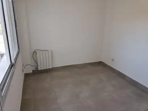 Departamento en Alquiler en Zona Centro, $ 580.000