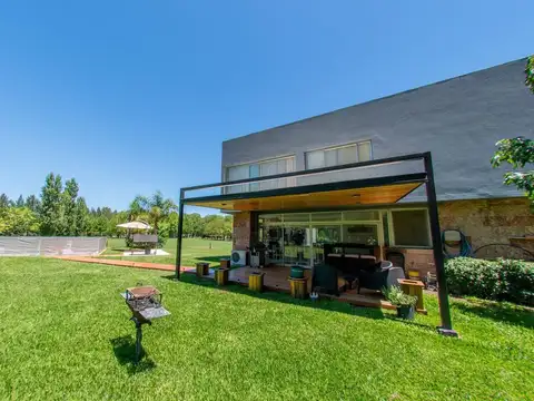 Casa en Venta en Haras Del Sur, USD 269.000