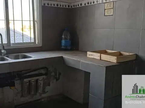 Galpón más departamento de 3 dormitorios en venta Concordia