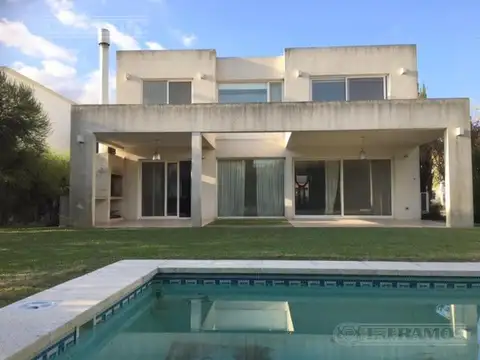 Casa en alquiler en Los Sauces - Nordelta