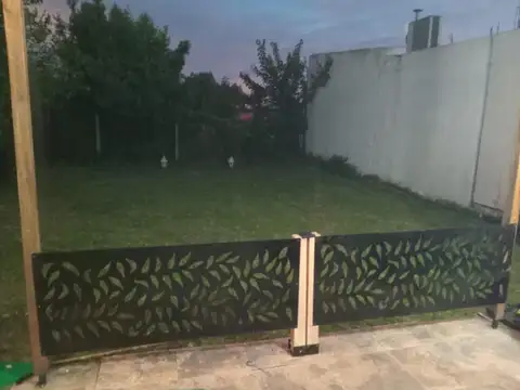 Local en alquiler - 2 Baños - Los Hornos