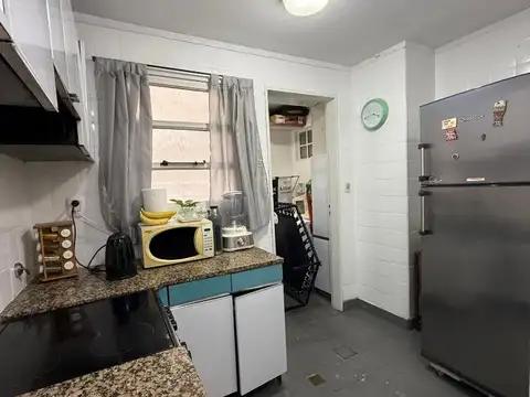 Departamento en venta  3 amb c cochera y baulera sobre av.