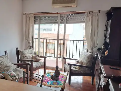 TRES AMB - 71 M2 - AMPLIO BALCON - AVELL CENTRO