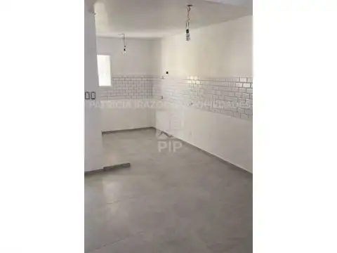 Casa en Venta en El Palomar, USD 120.000