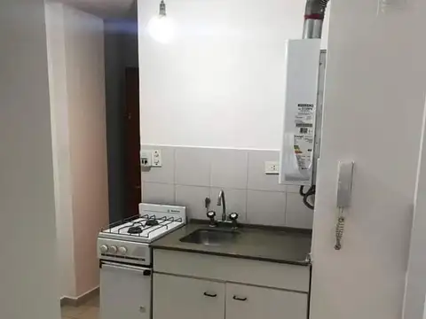 Departamento en Alquiler en Guemes, $ 375.000