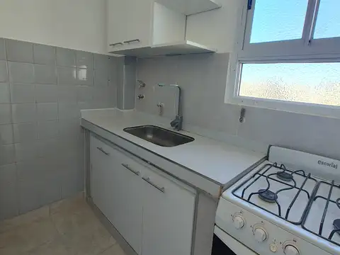 Departamento en Alquiler en Balvanera, $ 550.000