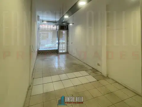 Local en Alquiler Via Púb.