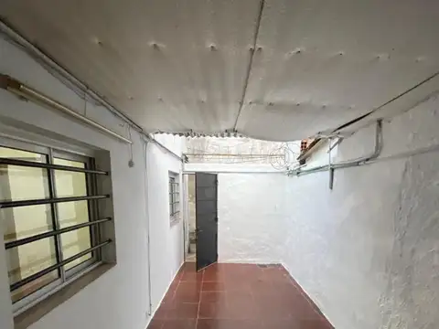 Depto Tipo Casa en Alquiler de 2 ambientes
