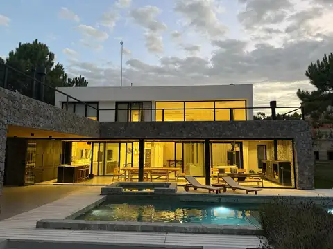 Casa en Venta de 6 dormitorios