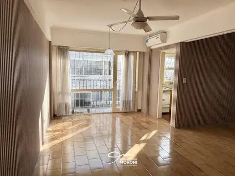 Departamento 1 ambiente c/balcón, a la calle, San Martín al 3500; Plaza Rocha