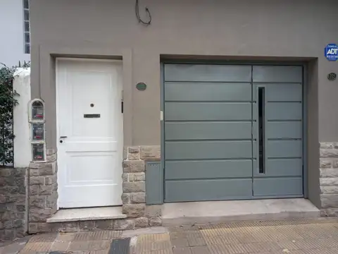 Venta excelente PH con patio y parrilla