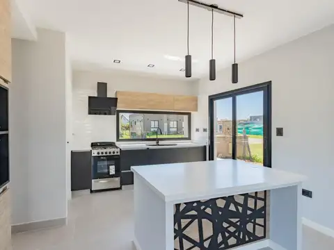 Casa en Venta en La Cañada - Los Arces, USD 189.000