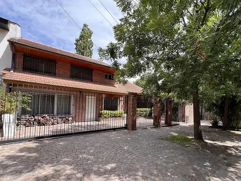 Venta Casa en Las Lomas de San Isidro 3 o 4 dormitorios