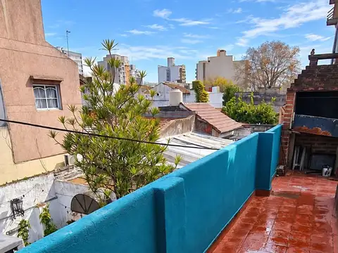 2AMB C/TERRAZA, BALCON Y PATIO, PH SIN EXPENSAS  NUESTRA SEÑORA DE LA MERCED 5005 (BARRIO: CASEROS)