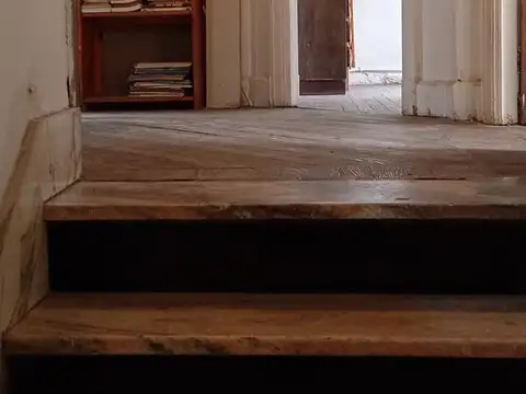 Depto Tipo Casa en Venta 60 años