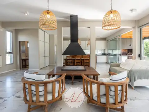 Casa en Venta de 4 dormitorios