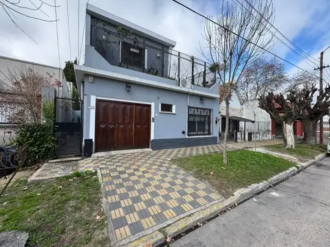 Depto Tipo Casa en Venta de 3 dormitorios