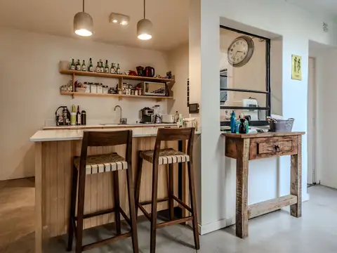 Casa 5 ambientes con 2 baños