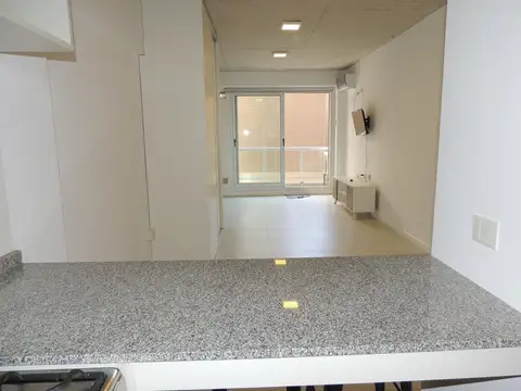 VENTA DE MONOAMBIENTE CON BALCON, RECOLETA. E-FURIO.