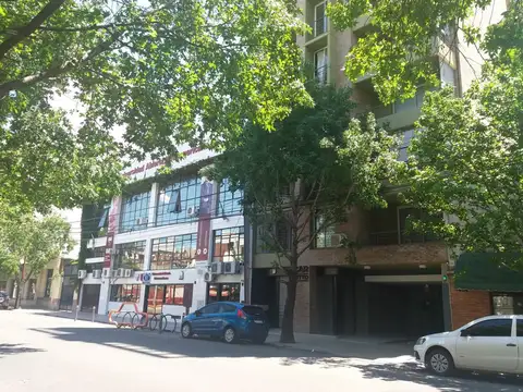 Cochera en  venta, cerca de universidad UAI